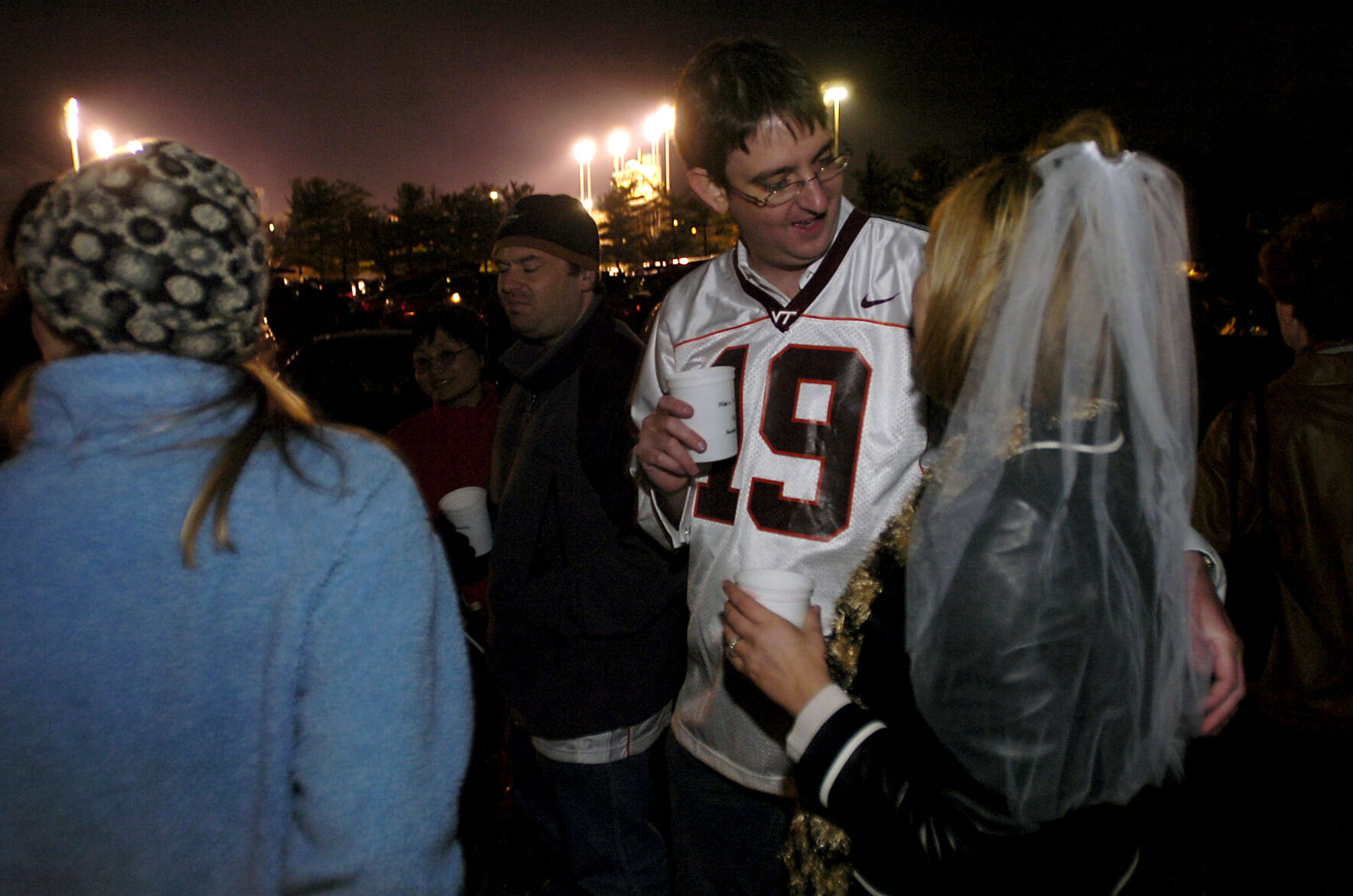 TAILGATING